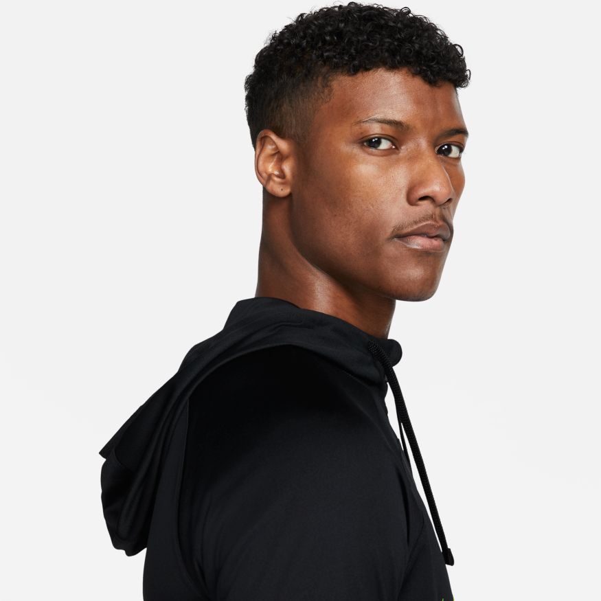 Tottenham Hotspur Strike Training Jacket - Black/Yellow