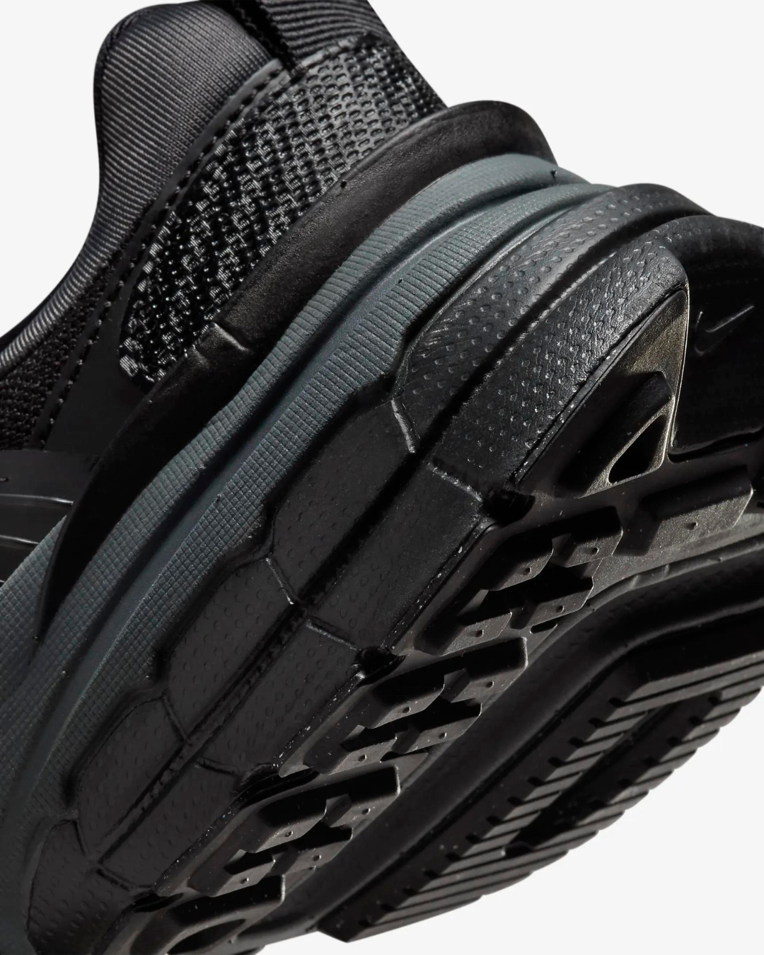 Nike V2K Run - Black